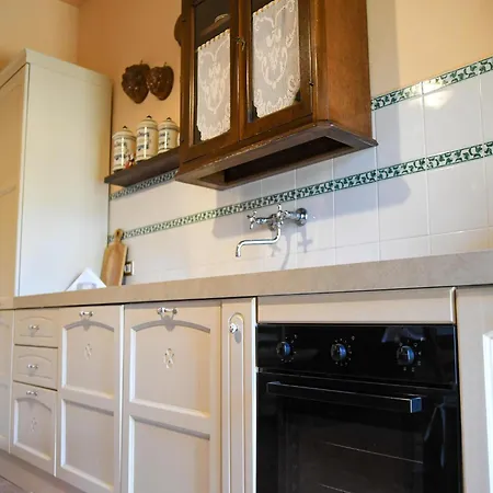 Feriehus Spacious In A Stone