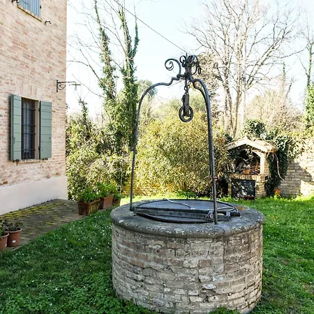 Feriehus Spacious In A Stone *