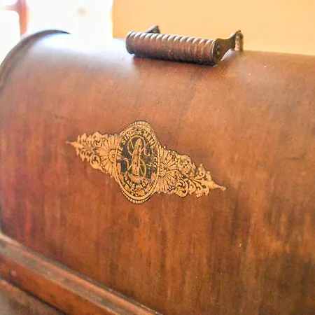 Feriehus Spacious In A Stone *