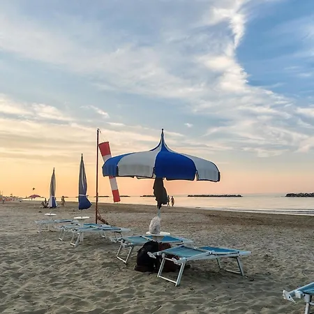 Spacious In A Stone Feriehus